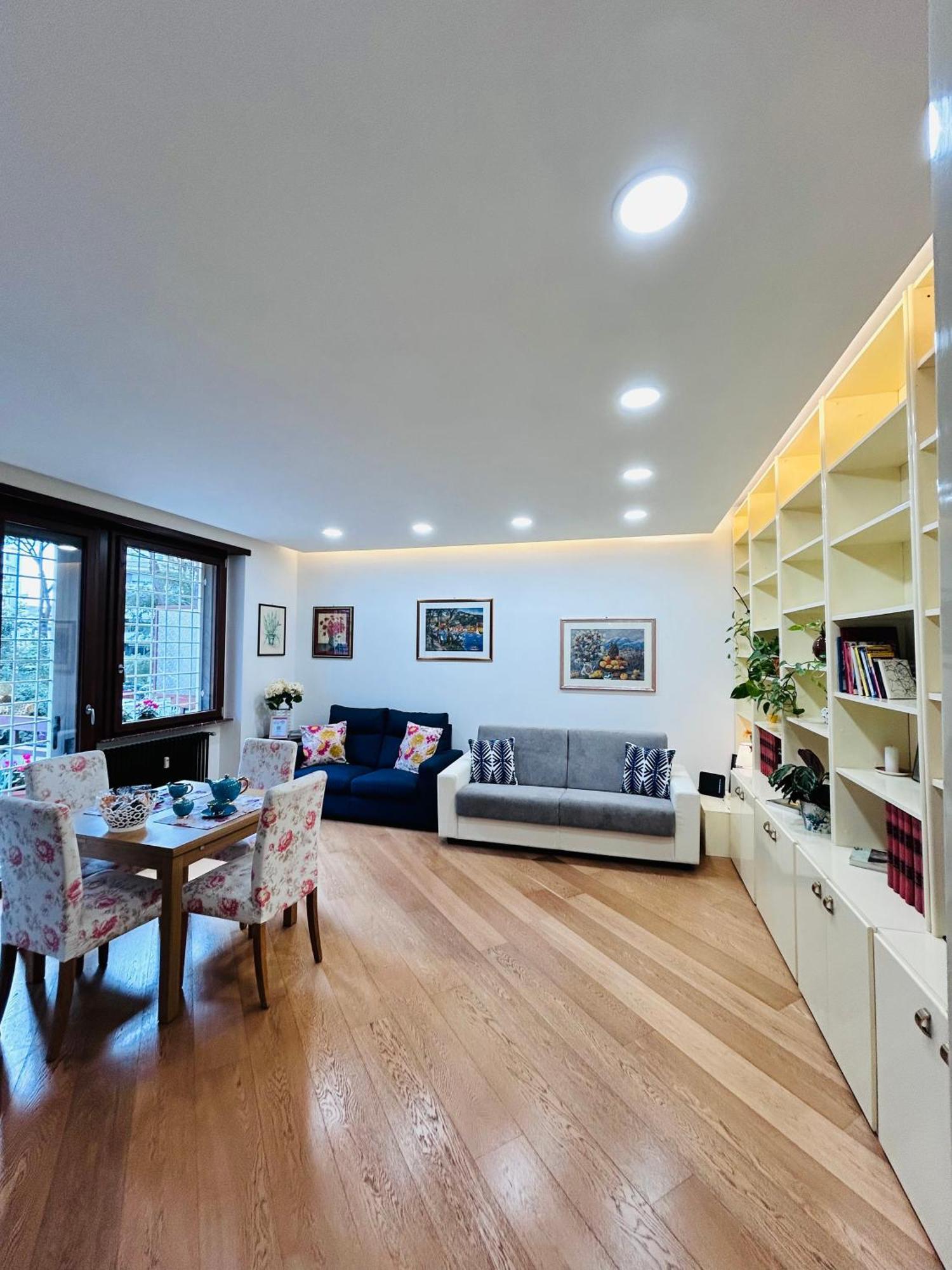 Martha Lisa House * Rom